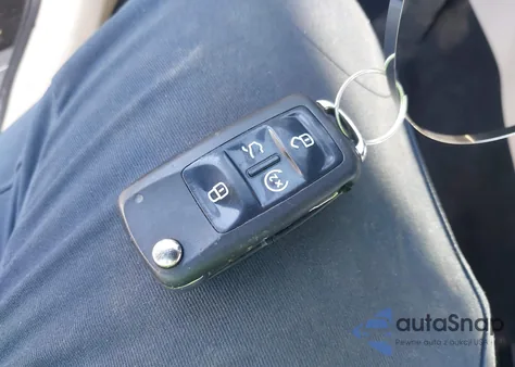 2017 Volkswagen Passat 1.8T Se из США, поврежденный, VIN 1VWGT7A39HC018138